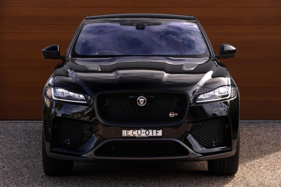  Jaguar F-Pace SVR 2019 года  (AU) (фото 27 из 40)